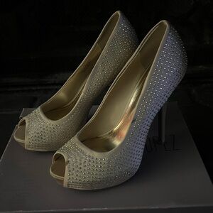 Ladies Jennifer Lopez JLBLINGYBLUSH Platform Sequin Heels size 7.5